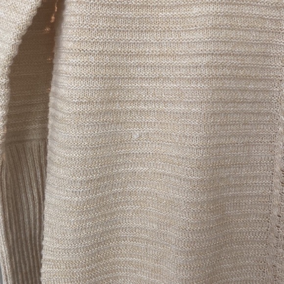 Nine West NWT cream colored sweater with gold thread - Picture 5 of 12